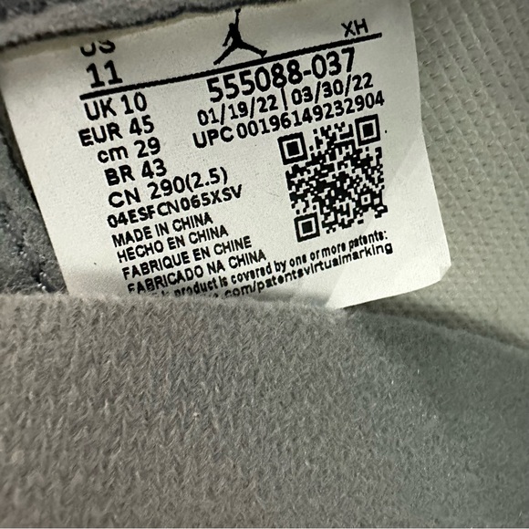 Men’s Air Jordan 1 Retro High OG Sneaker in Stealth 555088 037  Size US 11 - Picture 8 of 11